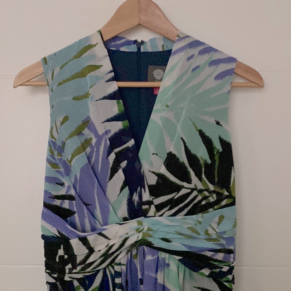 Vince Camuto colorful sleeveless maxi dress, size 2